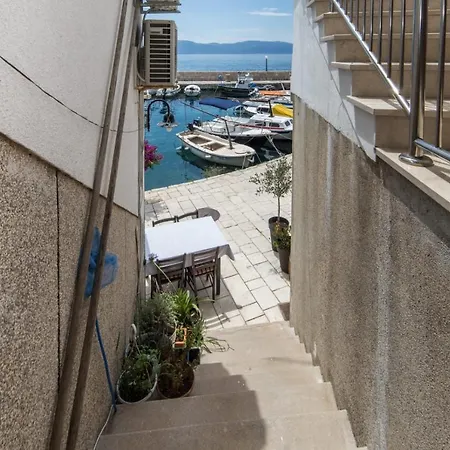 Marta * Gradac (Split-Dalmatia)